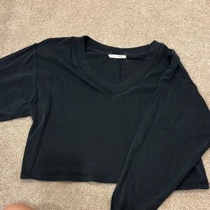 Double Zero Black V-Neck Crop Top